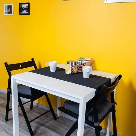 Lovely & Cosy With Wifi & Free Parking リュブリャナ